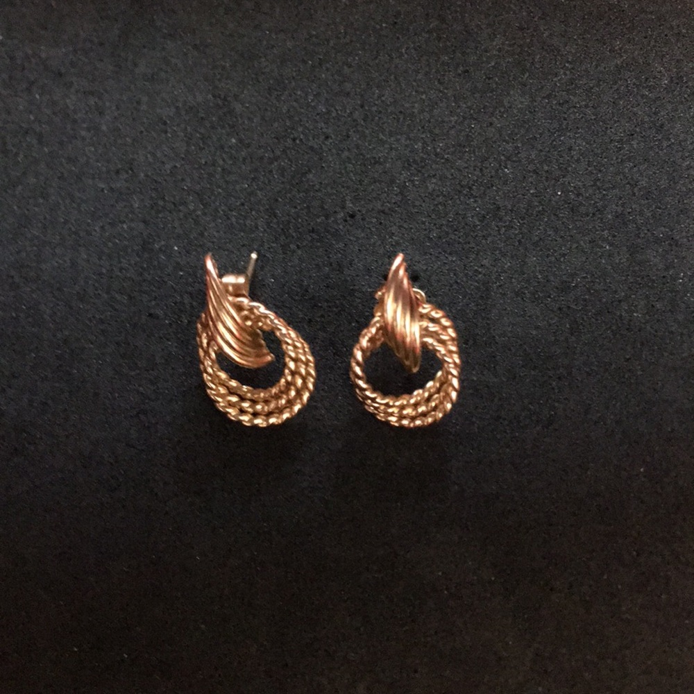 14k gold earrings